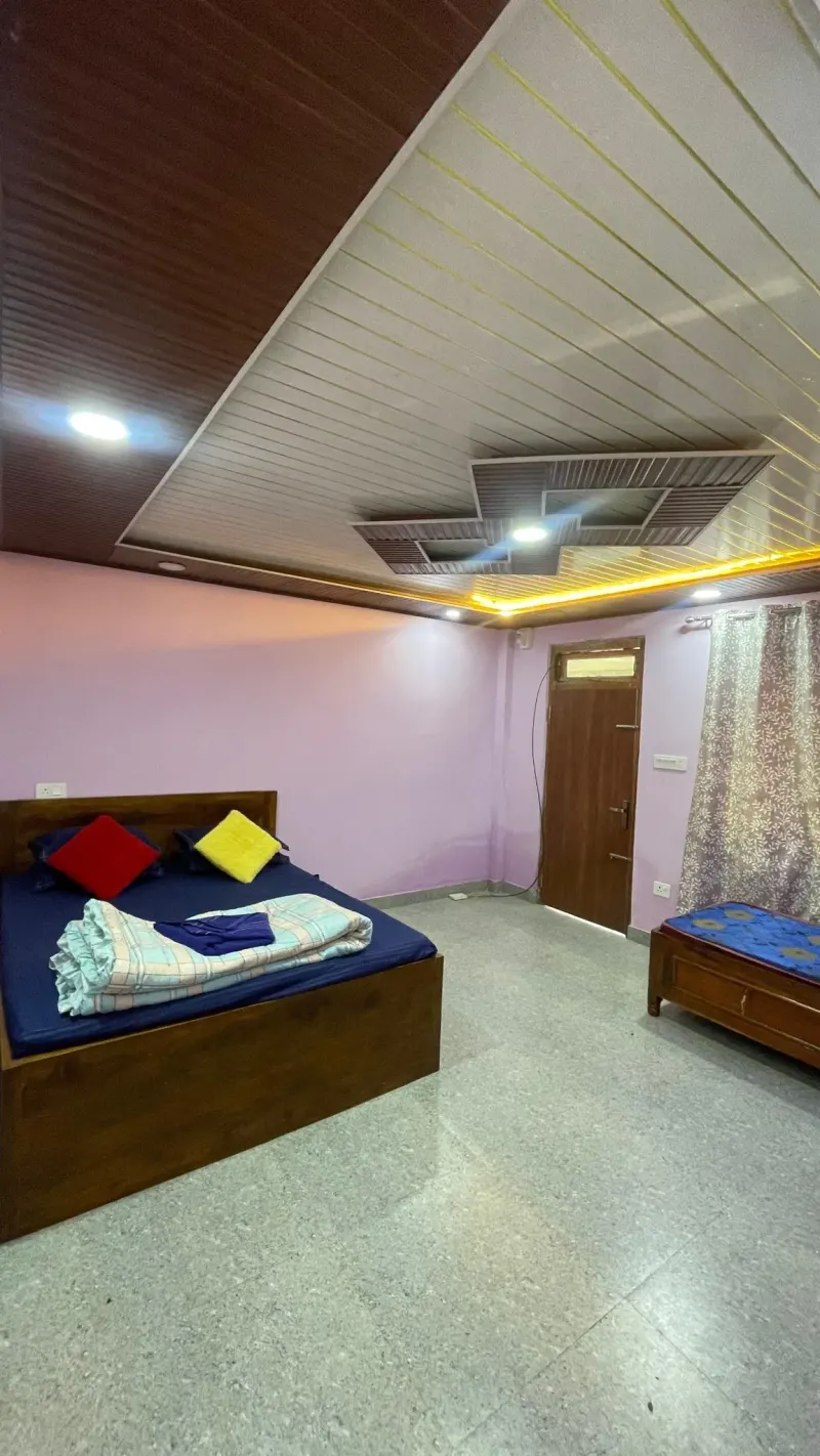 Deluxe Queen Size Family Cottage at JoJo Lappa Homestay
