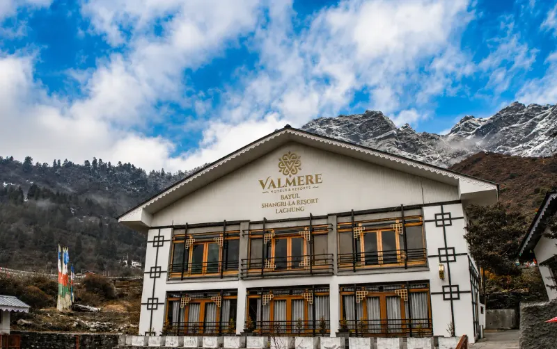 Valmere Bayul Shangri-La Resort: exterior