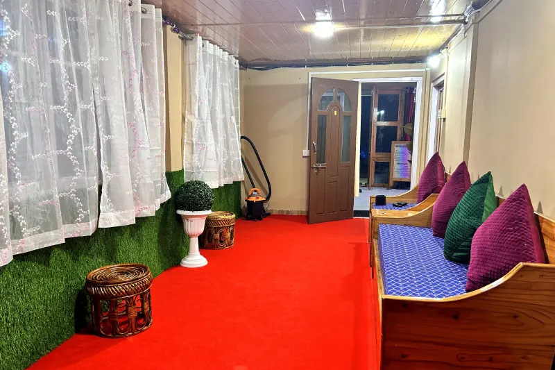Tashi Delek Premium Homestay: common